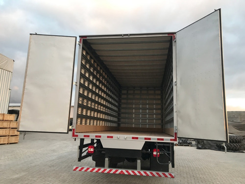 Imagem 5 de 8 de Caminhão Com Baú Vw 17.190 Robust 0 Km Emplacado