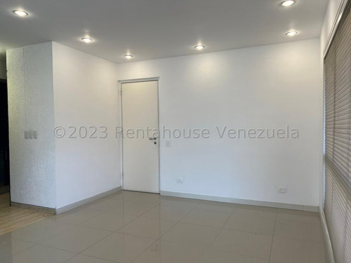 Apartamento En Alquiler En Campo Alegre Cod. 24-12877 Lm