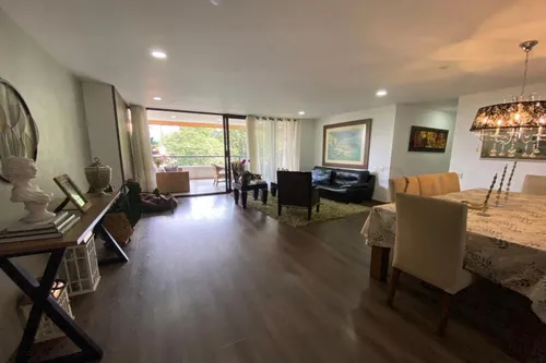 Apartamento En Venta En Loma De Las Brujas. Cod V501294