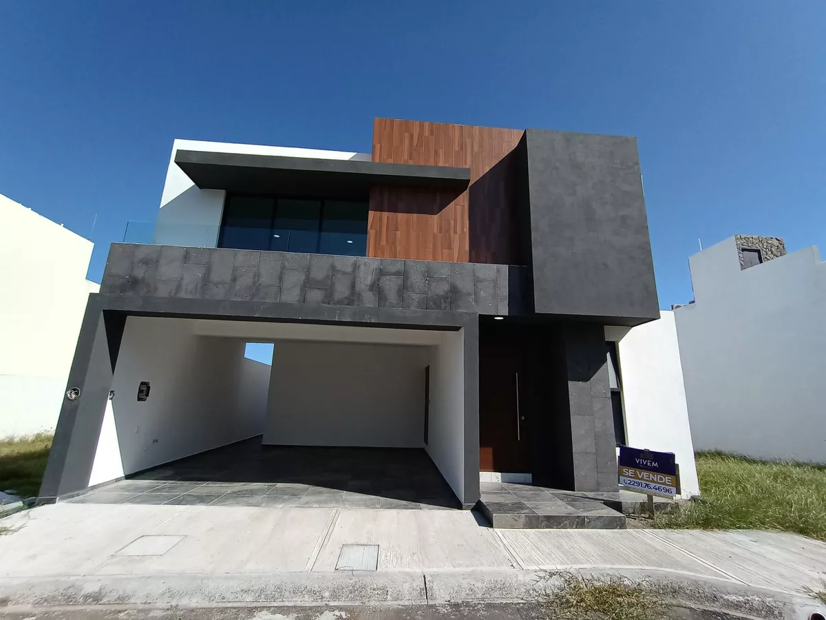 Fraccionamiento Lomas Del Sol Casa Nueva En Venta Con Alberca.