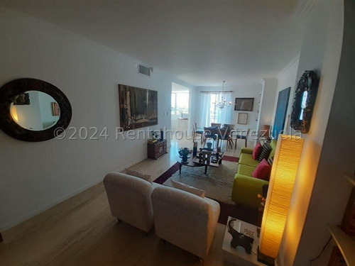 Venta De Apartamento En La Avenida Aldonza Manrique Playa Ángel Pampatar