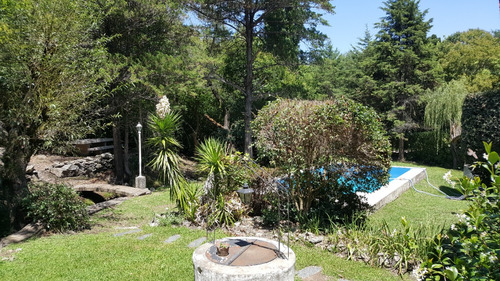 Casa En Las Sierras Con Arroyo Propio, Gran Parque Y Piscina