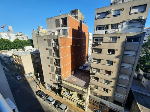 Orden De Venta! Frente, Cocina Definida. Piso 7. Garaje (ref: Igr-414)