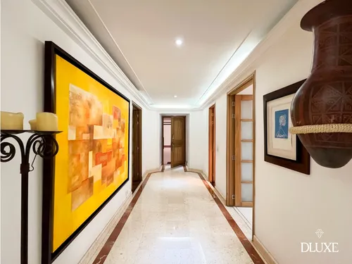 Vendo, Apartamento En La Carolina, 4 Habitaciones Para Inversión