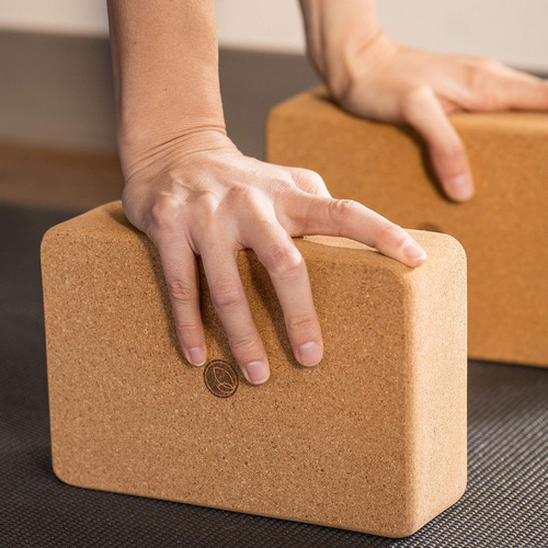 Dakini Wellness Cork Yoga Block 2 Pack With Yoga Strap Set 8