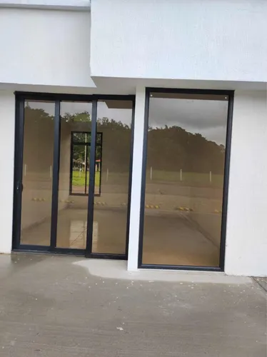Vendo Local En Condominio Buganviles. Vereda La Llanerita