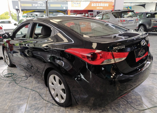 Hyundai Elantra 1.8 Gls 16v Gasolina 4p Automático