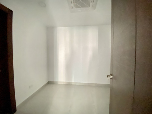 Apartamento En Bella Vista Con Espectacular Vista En La Exclusiva Av Anacaona
