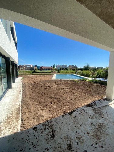Imagen 2 de 27 de Casa - Los Talas