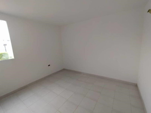 Imagen 8 de 30 de Casas En Venta Intercomunal Cabudare Mls #22-15525 Rg 0424-6724337