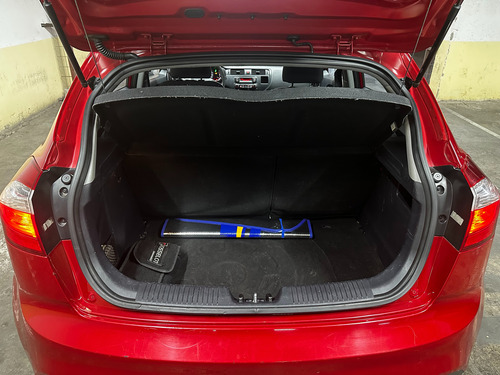 Kia Rio 5, 2014 Único Dueño