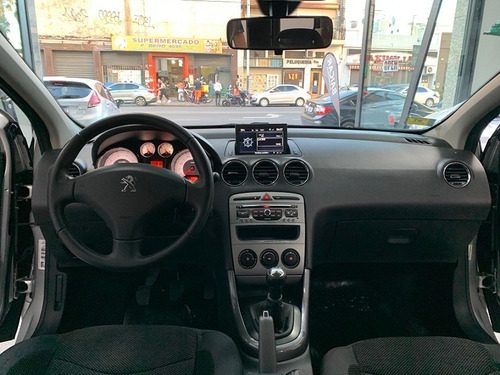 Peugeot 408 Allure Nav 2.0 Mt