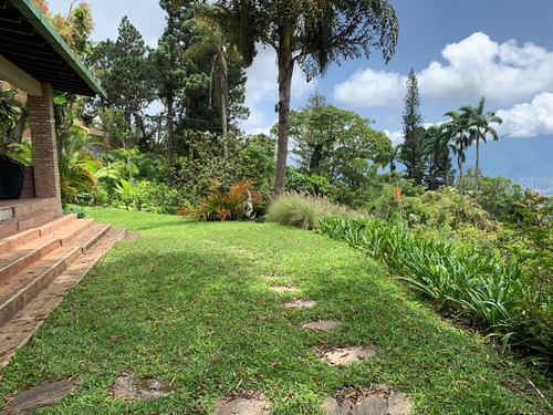 Hermosa Casa En Venta En Alto Hatillo
