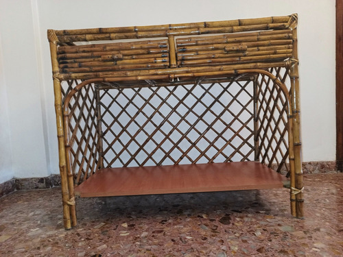 Mesa Organizador De Mimbre. (Usado)