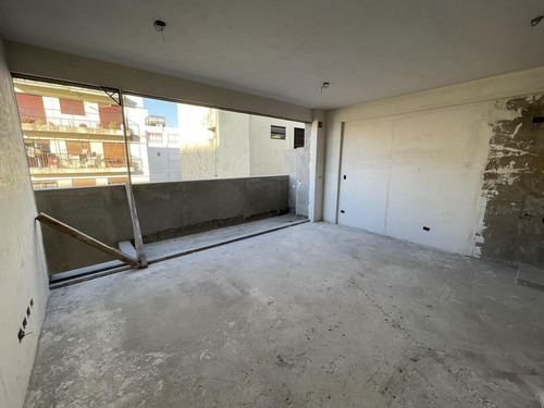 Imagen 4 de 12 de Departamento 2 Amb Piso 8 - Almagro