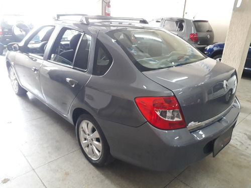 Renault Symbol 2011 1.6 16v Privilège Hi-flex 4p