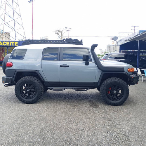 Imagen 4 de 18 de Toyota Fj