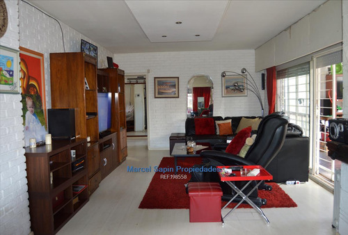 Casa Venta 4 Dorm. Próximo Al Club Malvin