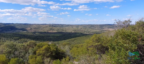 17 Has En Plena Sierra De Carape, Monte Nativo Y Vistas Privilegiadas