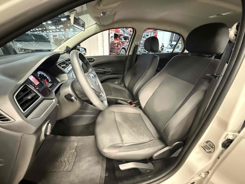 Volkswagen Voyage 1.6 MSI TOTALFLEX 4P MANUAL