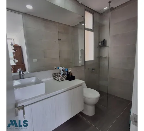 Apartamento Con Excelente Vista En Envigado(mls#256183)