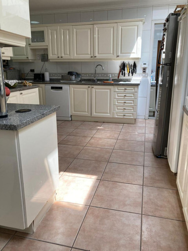 Gran Casa En Arriendo 5 Dorm. Las Condes