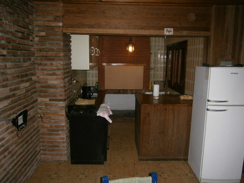 Imagen 5 de 10 de Chalet Sobre Lote De 760 Mts. Casa/chalet Sola En Lote | Santa Teresita