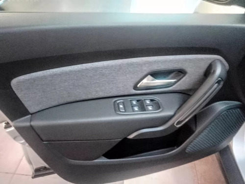 Imagen 15 de 25 de Renault Duster Iconic 4x4 Patentada Entrega Inmediata (sfp)