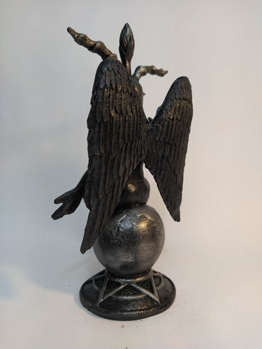 Baphomet Estatua Em Resina 26 Cm