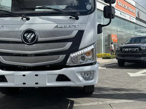 Nueva Fhr Cummins Con Freno De Aire 2025 A Crédito 100%