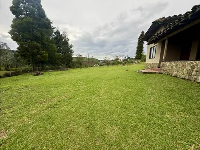 Lote y casalote en venta