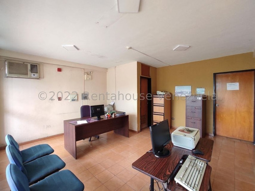 Imagen 7 de 12 de Oficina En Venta En Zona Industrial San Crispin Aragua 22-27108 Irrr