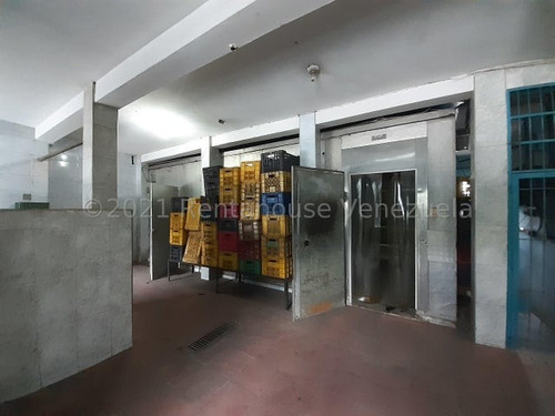 Edificio En Venta En Santa Rosa Con Excelente Ubicación Y Negocio Db 24-19955