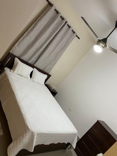 Imagen 12 de 15 de Penthouse En Venta En El Reparto Consuelo