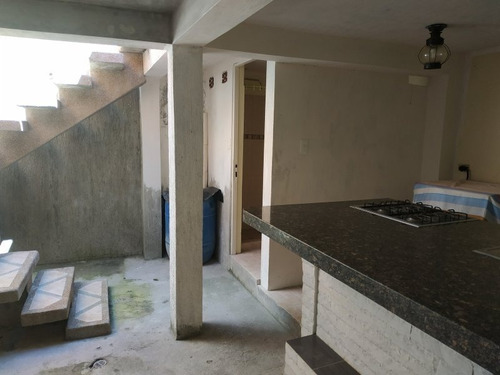 Imagen 4 de 30 de Townhouse En Venta En Nueva Casarapa 22-1284 Fn 04129915337