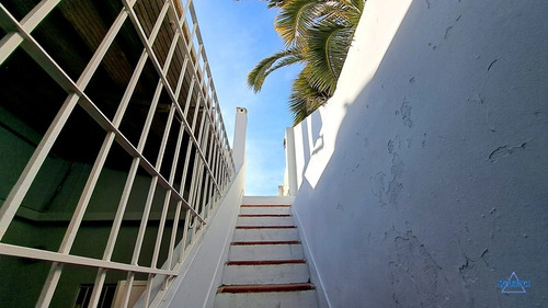 Imagen 27 de 30 de Venta Ph De 4 Amb - San Carlos 1300 - Santos Lugares.
