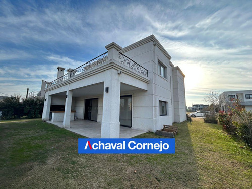 Venta Casa En Acacias-puertos (4 Dormitorios-pileta)
