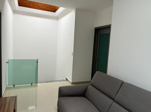 Impecable Casa En Fraccionamiento Doble Acceso Controlado