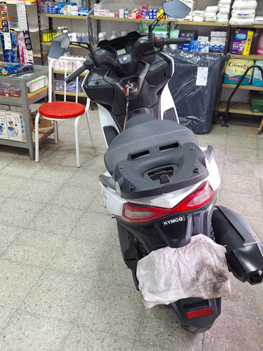 Kymco X-town 250i. Impecable. Incluye Baúl Trasero Y 3 Casco