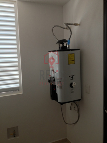 Imagen 15 de 17 de Departamento En Renta De 2 Hab En Juriquilla Santa Fe
