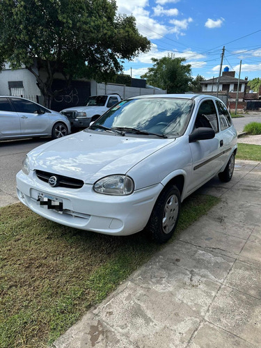 Chevrolet Corsa 1.6 Gl Aa Dh