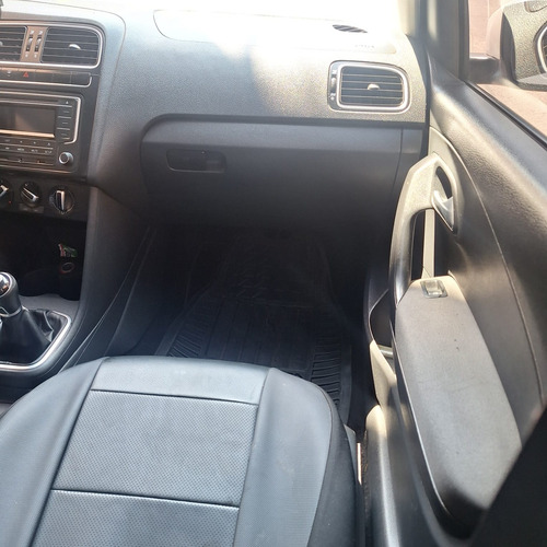 Volkswagen Polo 1.6 Mt