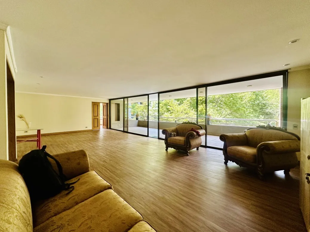 Imagen 5 de 30 de Depto. Las Condes, 378 M², 4 Dorm. 5 Estacionamiento.