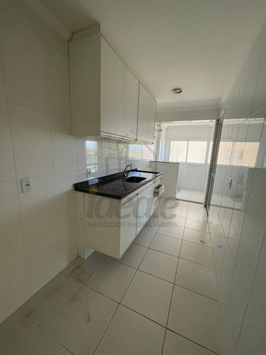 Imagem 14 de 15 de Praia Do Sonho - 2 Dormitórios (1 Suite) Com Gabinetes De Cozinha E Armário - 1141