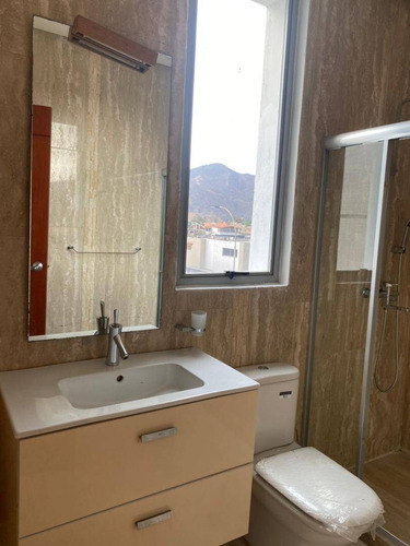 Imagen 6 de 9 de Casa En Venta En Altos De Guataparo C140525 Liseth Varela Tlf-04144183728