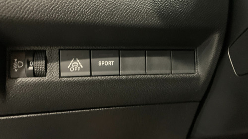 Peugeot 2008 1.0T Allure