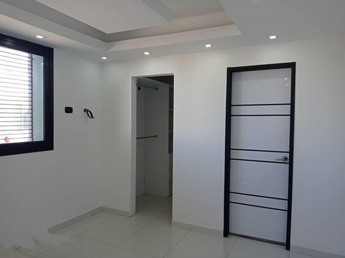 Imagen 9 de 14 de Jessica Medina Vende Town House En Urb El Bosque Cabudare Sky Group Focus