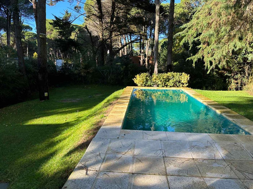 Casa Venta Carilo 5 Ambientes