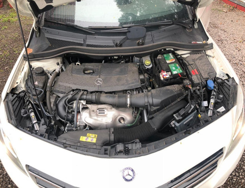 Imagem 9 de 11 de Sucata Mercedes Benz B200 2012/2013 156cvs Gasolina