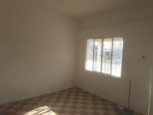 Imagen 2 de 9 de Casa Dos Dormitorios